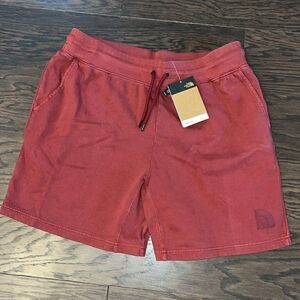 NWT The North Face Mens Garment Dye Cordovan Red Half Dome men’s fleece Shorts-L